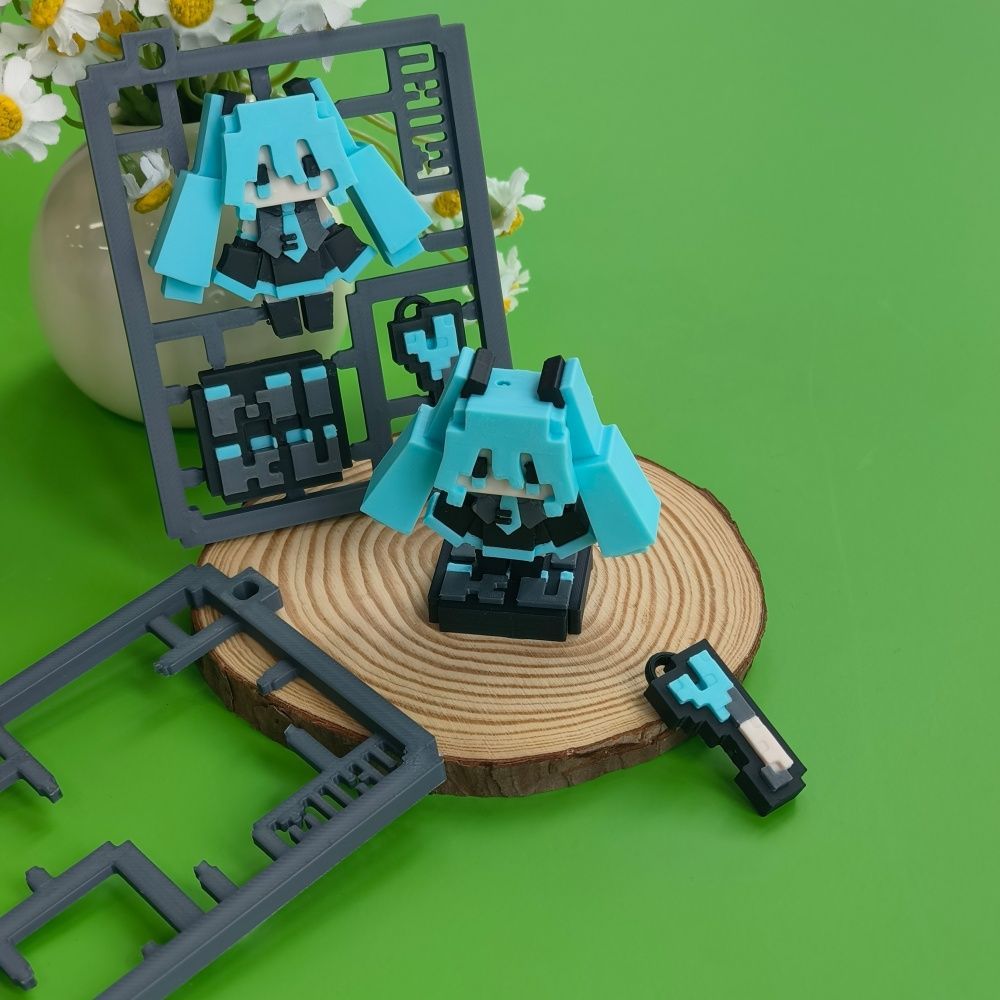 3Dプリント製のかわいいピクセル初音ミク半完成モデル、台座付 - Cosplay Prop 3D Print のレビューと価格